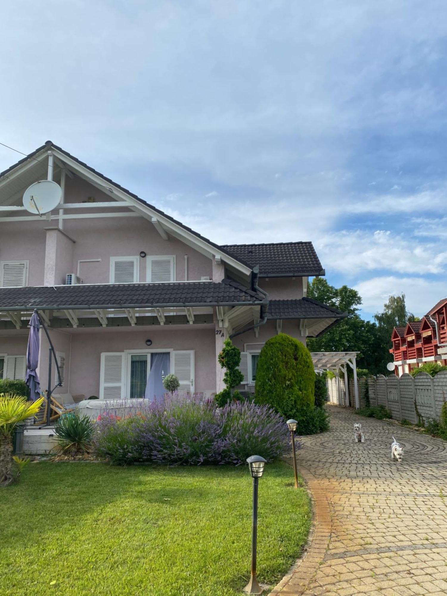 Villa Scamard Zamárdi Exterior photo